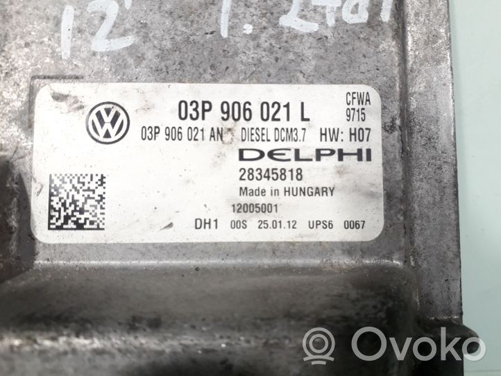 Skoda Fabia Mk2 (5J) Sterownik / Moduł ECU 03P906021L