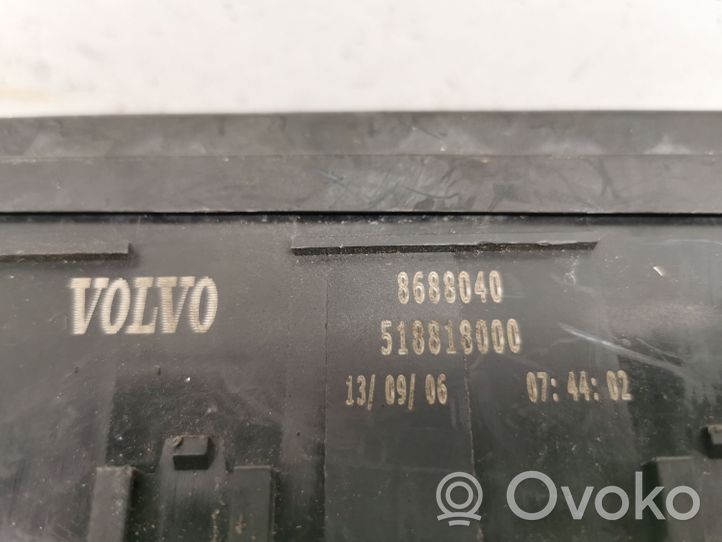 Volvo C70 Sicherungskasten 8688040