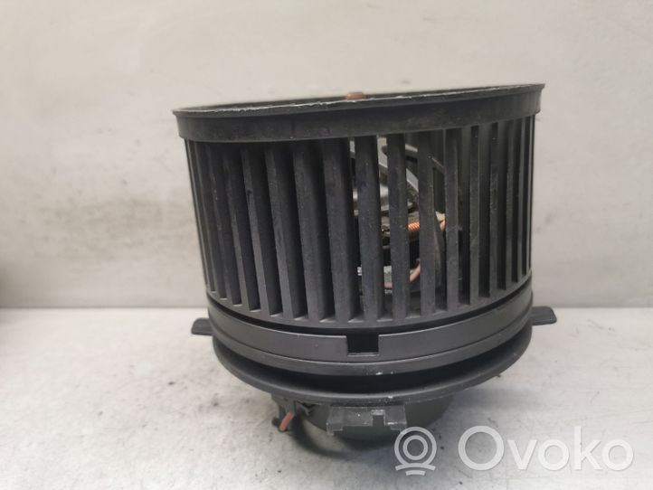 Volkswagen Golf IV Pulseur d'air habitacle 1J2819021B