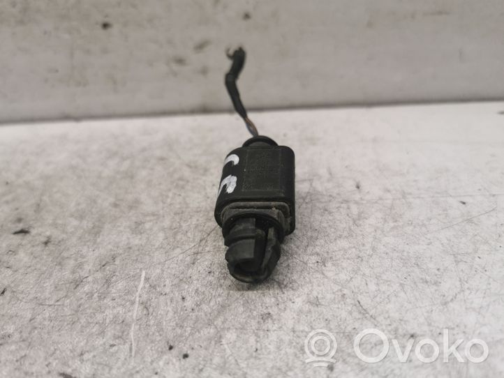 Volkswagen Golf V Outside/external air temperature sensor 1J0973702
