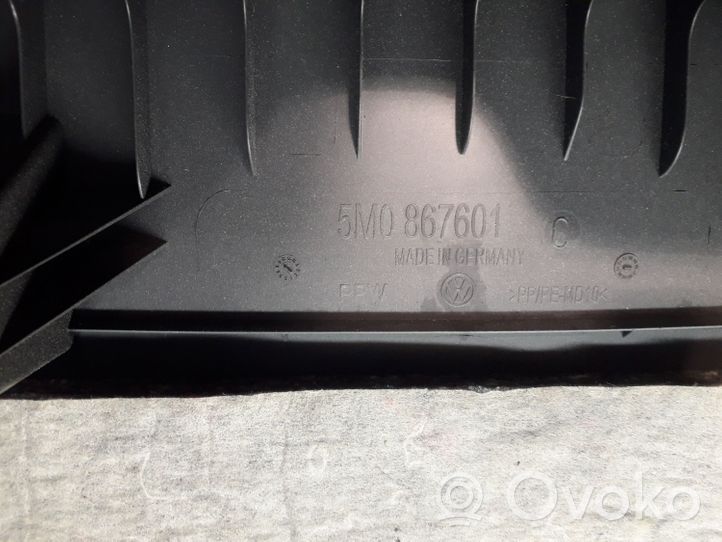 Volkswagen Golf Plus Rivestimento portellone 5M0867601