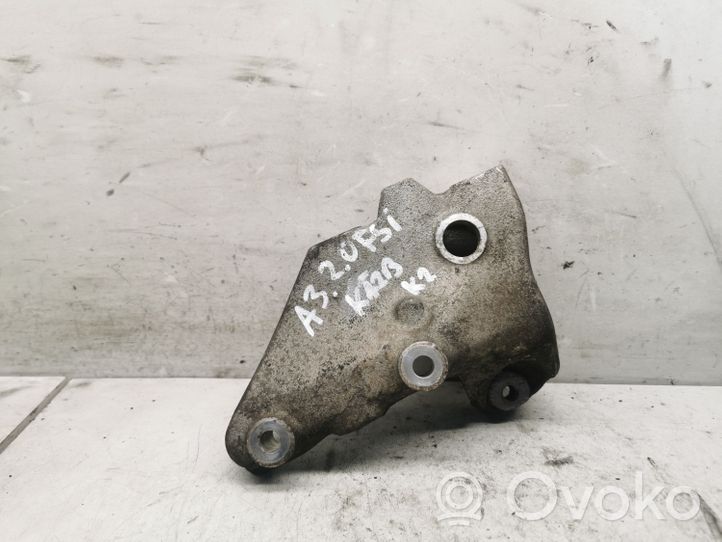 Audi A3 S3 A3 Sportback 8P Supporto di montaggio scatola del cambio 1K0189117AQ