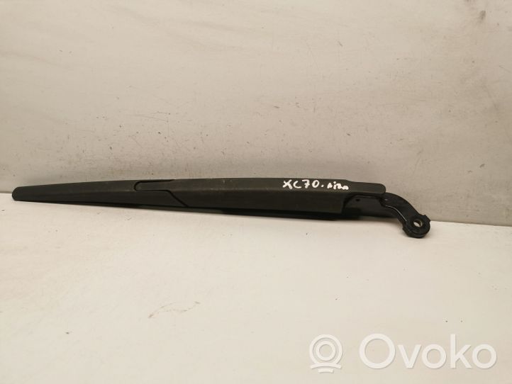 Volvo XC70 Rear wiper blade arm 