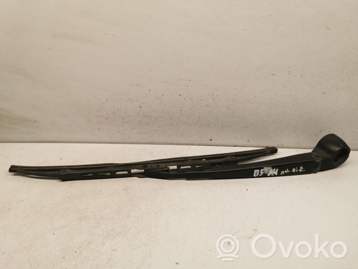 Audi A4 S4 B5 8D Rear wiper blade arm 8D9955407