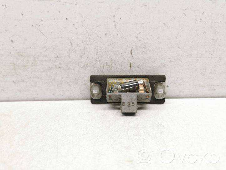 Audi A4 S4 B5 8D Luce targa 8D9943021