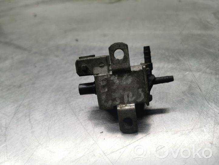 BMW 5 E34 Solenoidinis vožtuvas 72191133