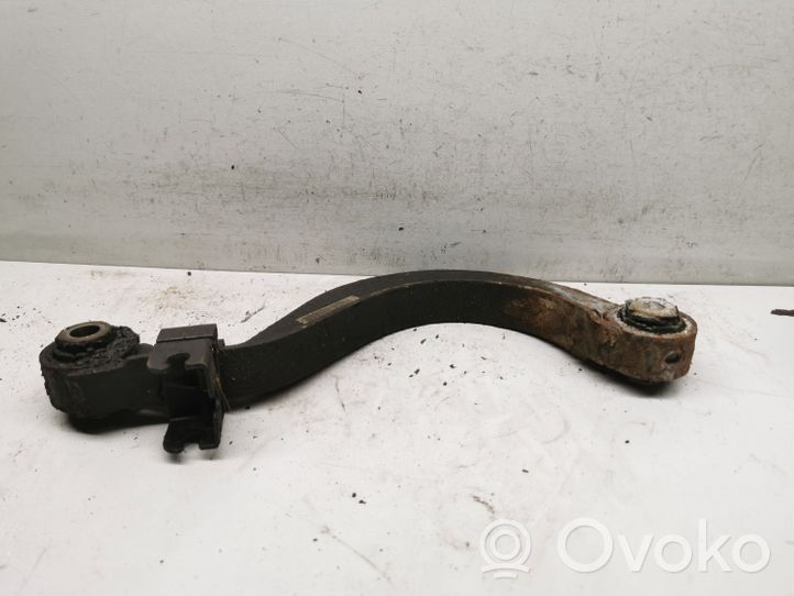 Volkswagen Golf VI Brazo de control suspensión trasero 