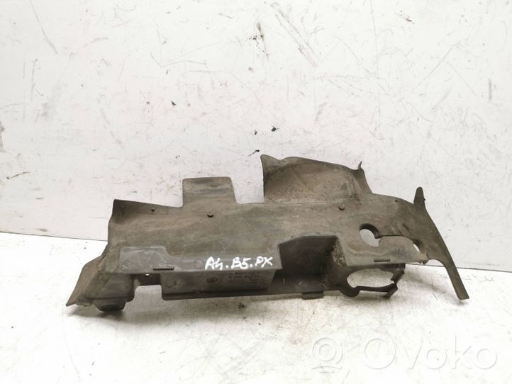 Audi A4 S4 B5 8D Altra parte del vano motore 8D0121283E