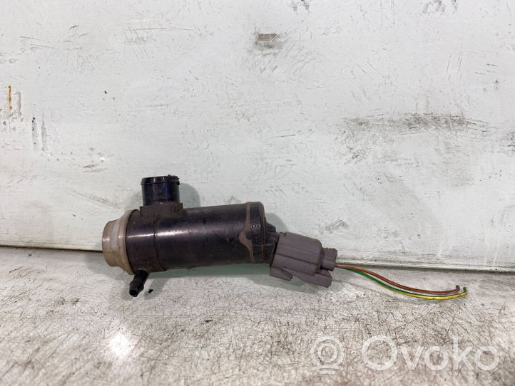 Subaru Outback Windscreen/windshield washer pump 