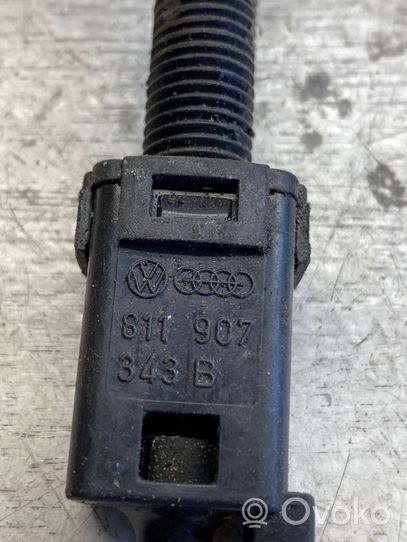 Audi A6 S6 C5 4B Brake pedal sensor switch 811907