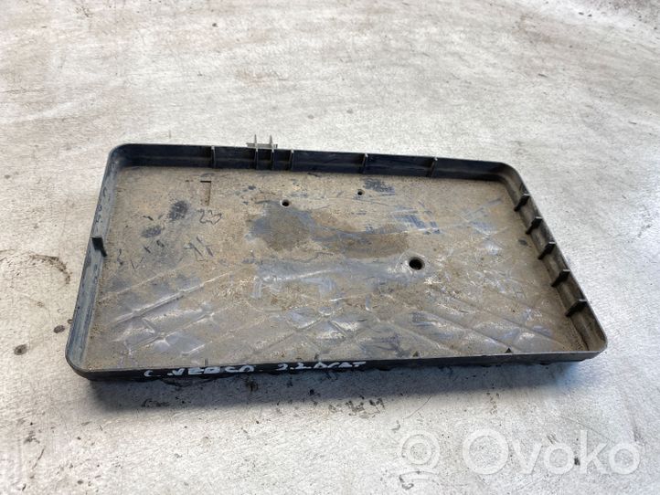 Toyota Corolla Verso AR10 Couvercle de boîtier de batterie 744310f010