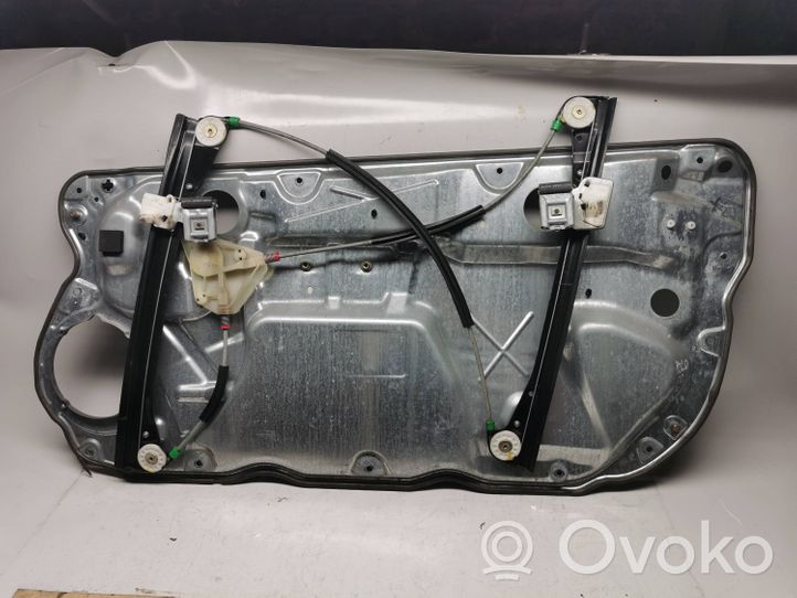 Volkswagen Polo Front door manual window regulator 663337755A