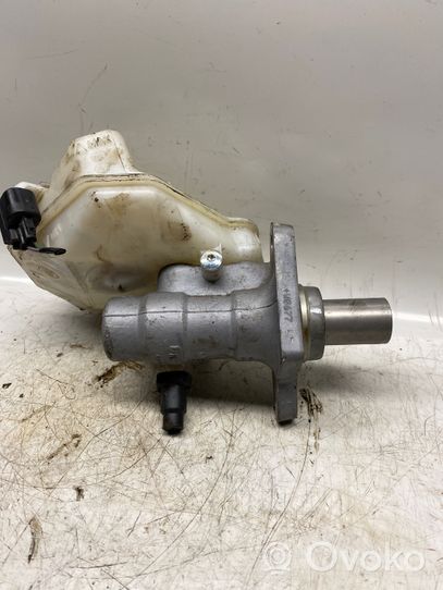 Volvo S80 Główny cylinder hamulca 03350885571