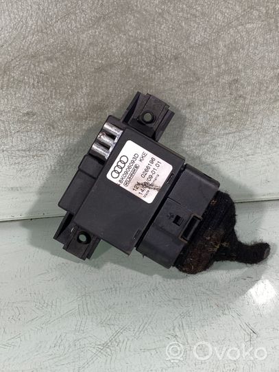 Audi A5 8T 8F Unité de commande / module de pompe à carburant 8K0906093D