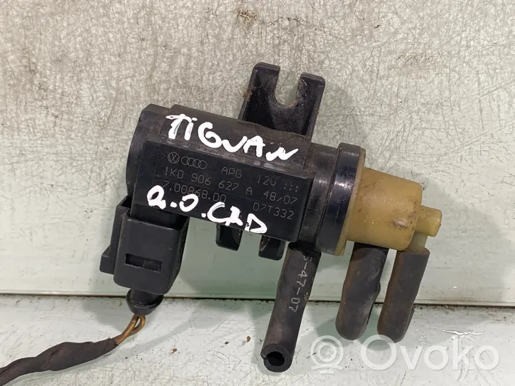 Volkswagen Tiguan Zawór podciśnienia / Elektrozawór turbiny 1k0906627a