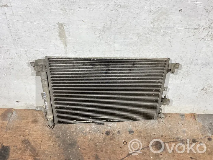 Volvo XC90 Radiateur condenseur de climatisation 