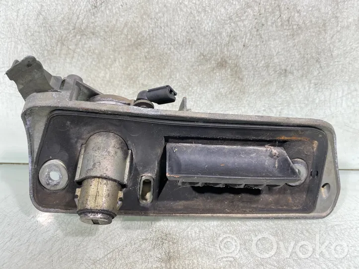 Volkswagen Caddy Blocco/chiusura/serratura del portellone posteriore/bagagliaio 2K0827565