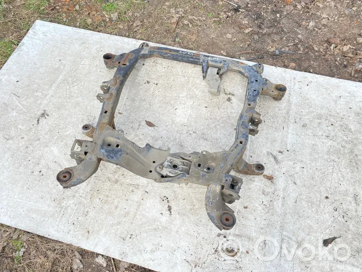 Opel Astra H Front subframe 