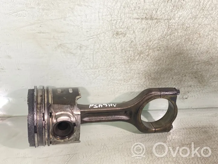 Peugeot 307 Piston avec bielle Psa9hv