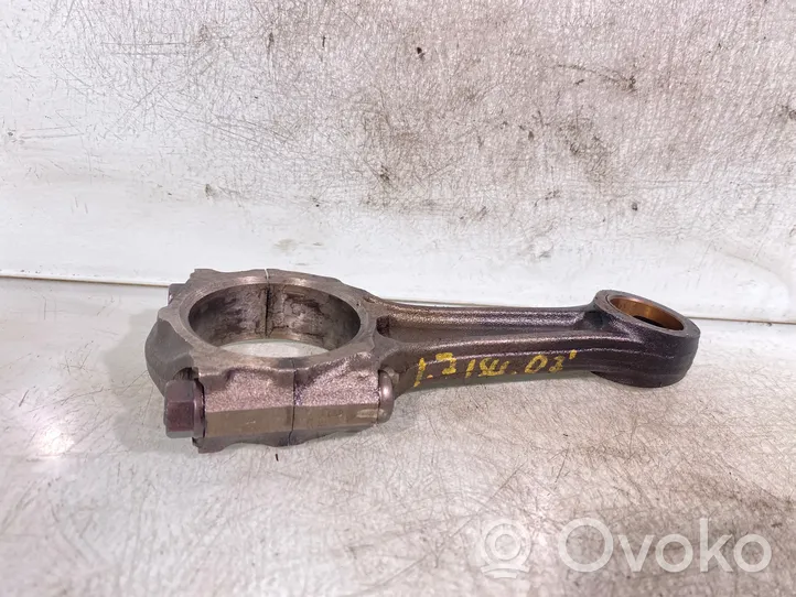 Opel Astra H Connecting rod/conrod 