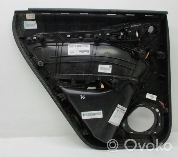 Audi RSQ3 Takaoven verhoilu 8U0867306