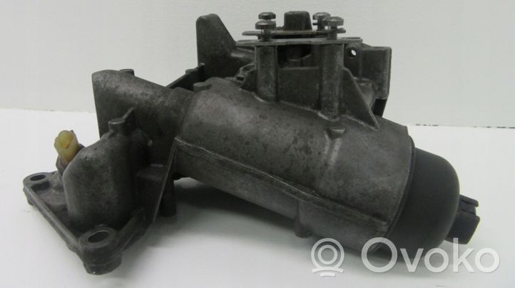 Renault Master III Supporto di montaggio del filtro dell’olio 8201005241