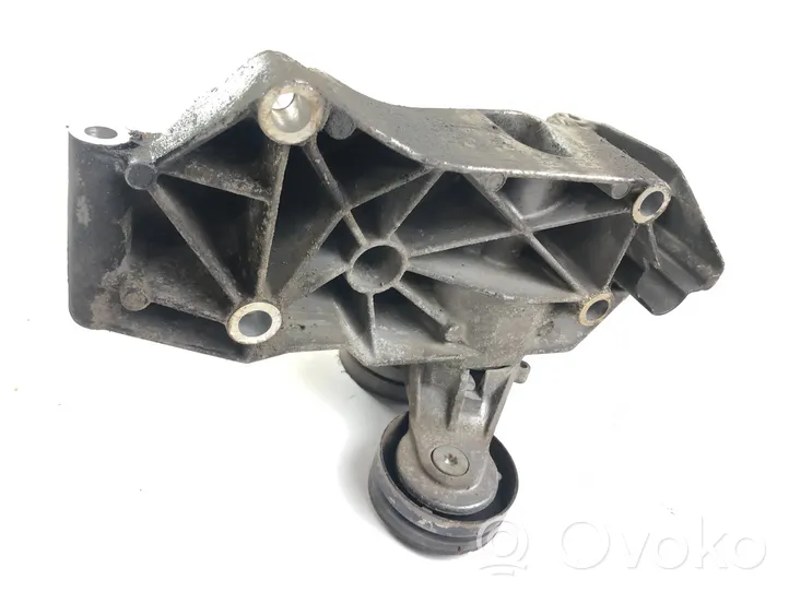 Volkswagen Bora Supporto del generatore/alternatore 032145169q