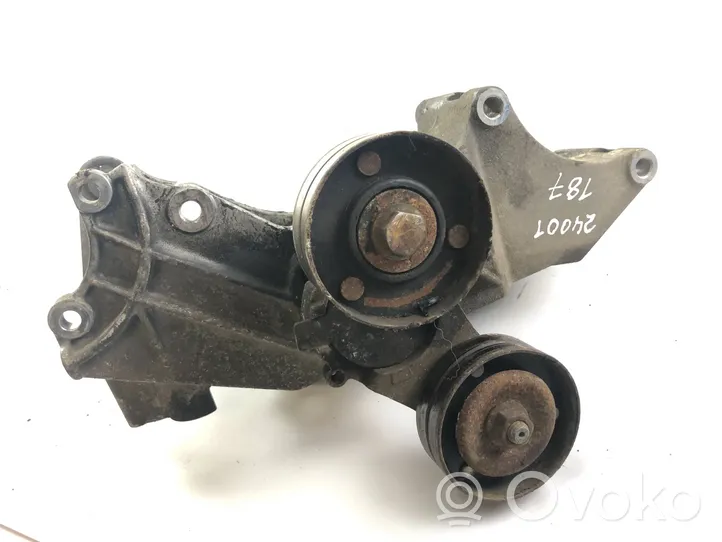 Volkswagen Bora Mocowanie alternatora 032145169q