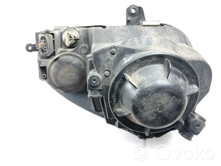 Volkswagen Golf V Faro/fanale 0301212203