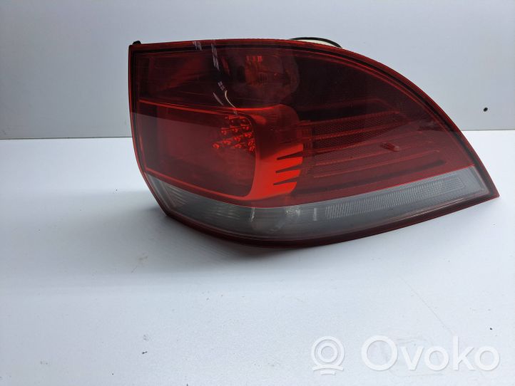 Volkswagen Golf VI Luci posteriori 1K9945112D