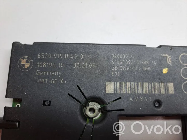 BMW 3 E90 E91 Antenna control unit 9193841