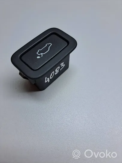 Volvo XC60 Przycisk otwierania klapy bagażnika 31264960AA