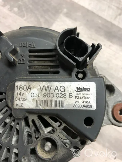 Volkswagen PASSAT B7 Generator/alternator 03L903023B