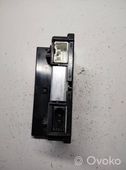 Volvo V50 Monitori/näyttö/pieni näyttö 69594030