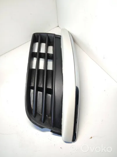 Volkswagen Jetta V Front fog light trim/grill 1K0853665