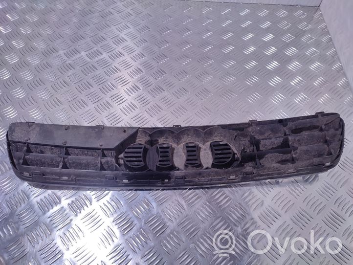 Audi A3 S3 8L Grille de calandre avant 8L0807683