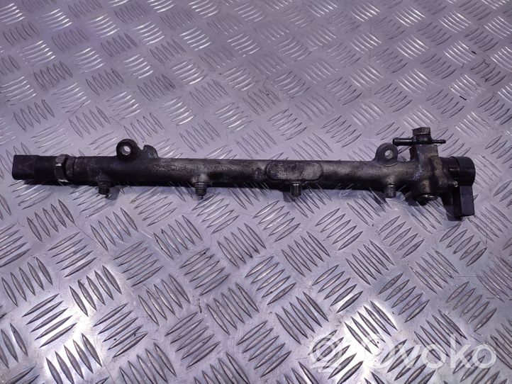 Mercedes-Benz C W203 Fuel main line pipe a6110700095