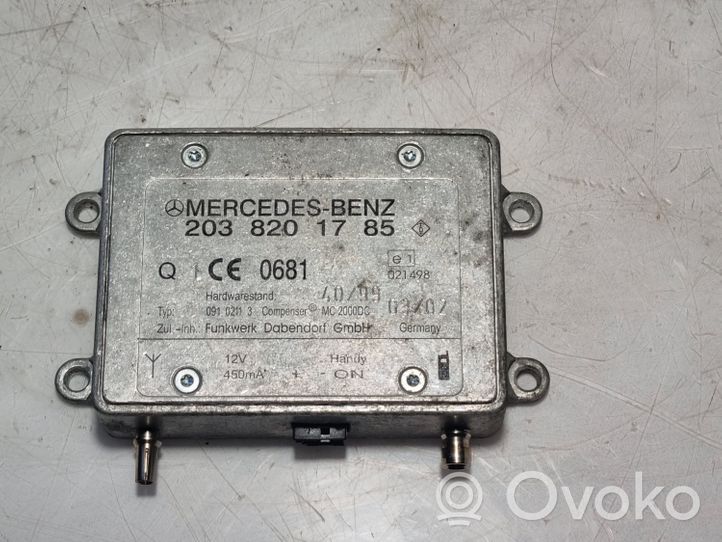 Mercedes-Benz E W210 Amplificateur d'antenne 2038201785