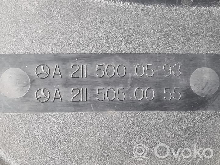 Mercedes-Benz E W211 Ventilatore di raffreddamento elettrico del radiatore A2115000593
