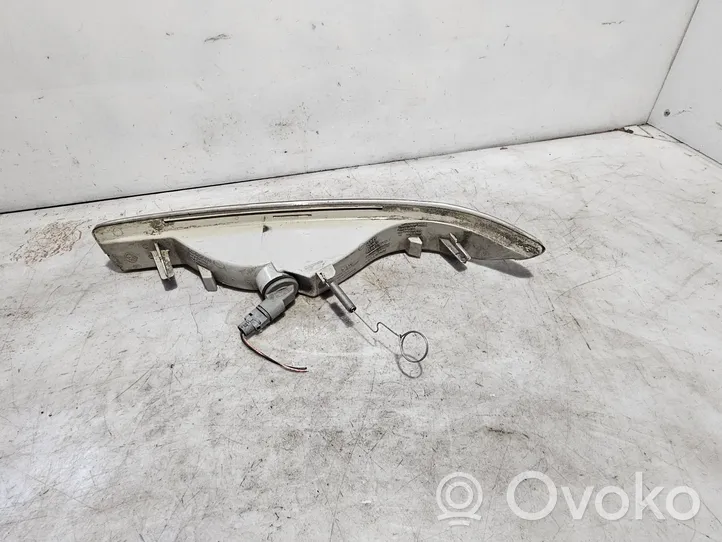 Opel Movano A Front indicator light 7700353947