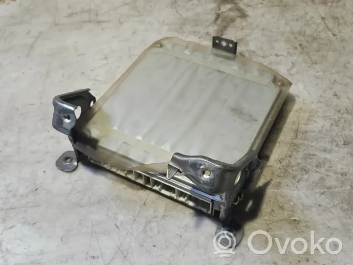 Toyota Corolla Verso E121 Variklio valdymo blokas 8966113070