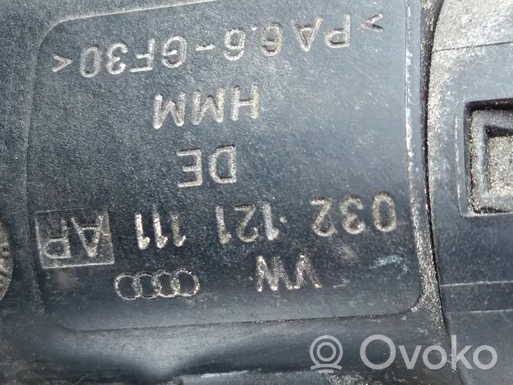 Volkswagen Polo IV 9N3 Termostato/alloggiamento del termostato 032121111AP