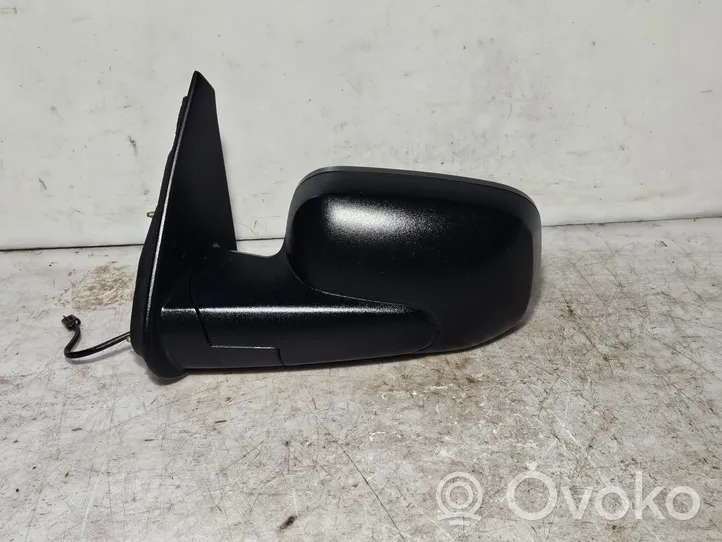 Chevrolet HHR Front door electric wing mirror 15910645