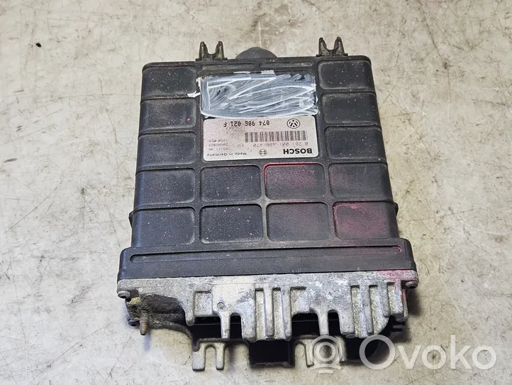 Volkswagen Transporter - Caravelle T4 Sterownik / Moduł ECU 074906021F