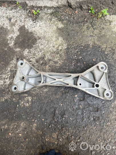 BMW 1 F20 F21 Gearbox mounting bracket 