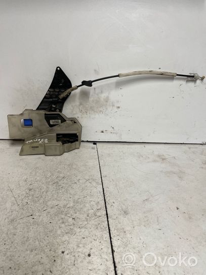 Volkswagen Touareg I Rear door lock 7L0839015