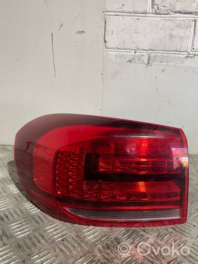 Volkswagen Tiguan Lampa tylna 5N0945207