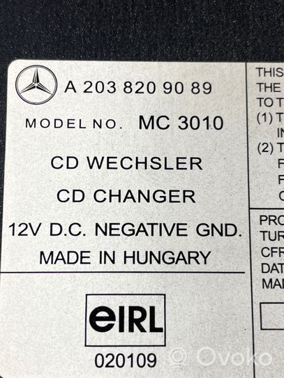 Mercedes-Benz C W203 Navigation unit CD/DVD player A2038209089