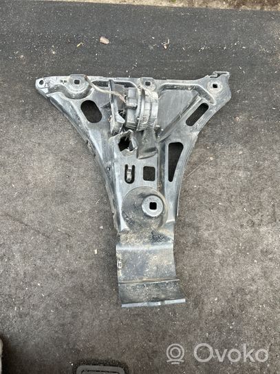 BMW 5 E60 E61 Support de pare-chocs arrière 7897196