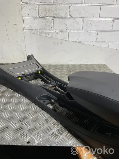 BMW 1 E81 E87 Center console 7078564